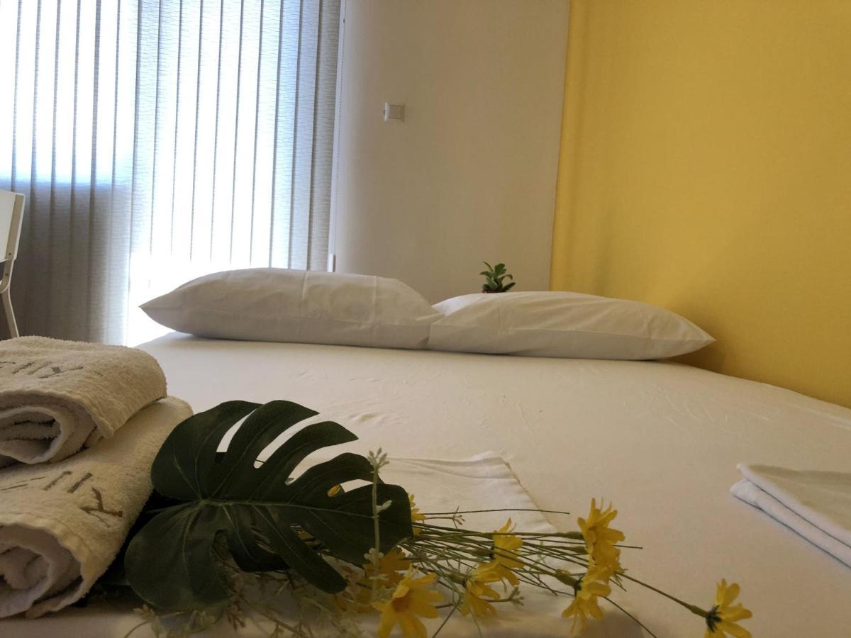 Aparthotel Elly Поморие Экстерьер фото