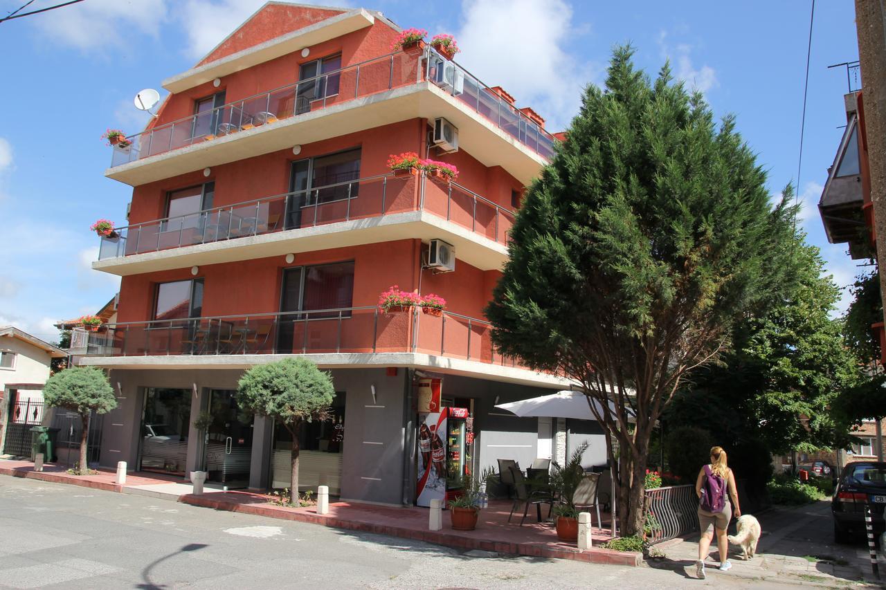 Aparthotel Elly Поморие Экстерьер фото